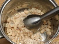 Фото приготовления рецепта: Свекольные котлеты с фасолью, рисом и орехами - шаг №6