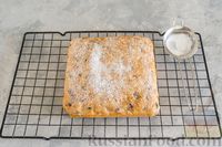 Фото приготовления рецепта: Постный пирог "Чайный" с сухофруктами - шаг №11