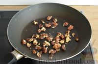 Фото приготовления рецепта: Картофельно-свекольные ньокки с сырным соусом и грецкими орехами - шаг №6