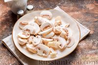 Фото приготовления рецепта: Гречка с фаршем и грибами, на сковороде - шаг №4