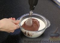 Фото приготовления рецепта: Шоколадно-сметанный мусс - шаг №7
