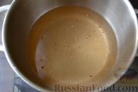 Фото приготовления рецепта: Тельное из рыбы под белым соусом с маринованными огурцами - шаг №9