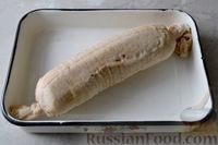 Фото приготовления рецепта: Тельное из рыбы под белым соусом с маринованными огурцами - шаг №18