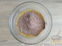 Фото приготовления рецепта: Шоколадные пряники в сахарной глазури - шаг №15