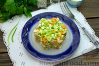 Фото приготовления рецепта: Салат с курицей, морковью, картофелем и черемшой - шаг №14