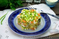 Фото к рецепту: Салат с курицей, морковью, картофелем и черемшой