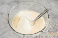Фото приготовления рецепта: Пирог "12 ложек" на молоке - шаг №5
