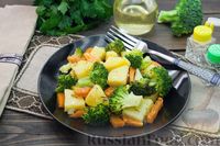 Фото приготовления рецепта: Тушёная картошка с брокколи (на сковороде) - шаг №15