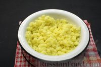 Фото приготовления рецепта: Постные котлеты из риса и картофеля - шаг №6