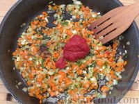 Фото приготовления рецепта: Картофельный суп с индейкой, оливками и зелёным луком - шаг №10