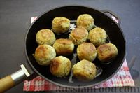 Фото приготовления рецепта: Тефтели из грибов и риса в томатном соусе - шаг №13