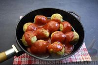 Фото приготовления рецепта: Тефтели из грибов и риса в томатном соусе - шаг №14