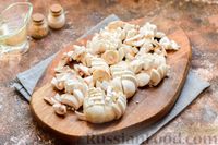 Фото приготовления рецепта: Постные голубцы с грибами, перловкой и булгуром, в соусе из помидоров и соевых сливок - шаг №5