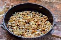 Фото приготовления рецепта: Постные голубцы с грибами, перловкой и булгуром, в соусе из помидоров и соевых сливок - шаг №6