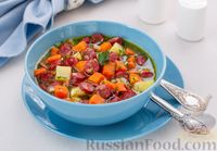 Фото к рецепту: Густой суп с овощами и колбасками