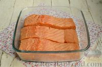 Фото приготовления рецепта: Запечённый лосось (в пивном маринаде с лаймом и имбирём) - шаг №8