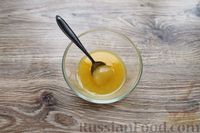 Фото приготовления рецепта: Голень индейки, запечённая в пикантном апельсиново-медовом маринаде - шаг №4