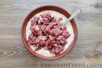 Фото приготовления рецепта: Картофельно-мясные оладьи на кефире - шаг №9