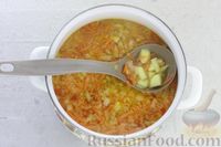 Фото приготовления рецепта: Суп с овощами, шпинатом и фрикадельками из мясного фарша с кунжутом - шаг №10