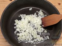 Фото приготовления рецепта: Овощной суп с цветной капустой - шаг №5