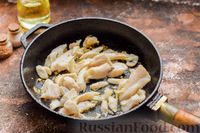 Фото приготовления рецепта: Рыбный суп с кукурузой, болгарским перцем и томатным соком - шаг №8