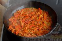 Фото приготовления рецепта: Запечённая скумбрия, фаршированная морковью и сладким перцем, под сыром - шаг №10