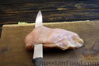 Фото приготовления рецепта: Жареное куриное филе в сметанно-горчичном соусе - шаг №2