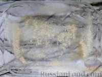 Фото приготовления рецепта: Пряные дрожжевые пирожки с ветчиной и маринованными грибами (в духовке) - шаг №13