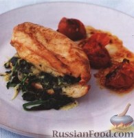 Фото к рецепту: Курица со шпинатом и сыром