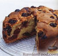 Фото к рецепту: Ореховый кекс с вишней