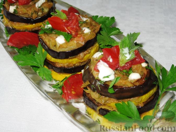 Теплый салат из запеченных баклажанов и цукини рецепт – Сербская кухня: Закуски. «Еда»