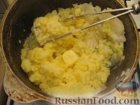 Фото приготовления рецепта: Зразы картофельные с семгой - шаг №2