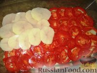 Фото приготовления рецепта: Картофельный гратен с овощами - шаг №4
