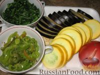 Фото приготовления рецепта: Кабачково-баклажанный мильфей с овощами - шаг №1