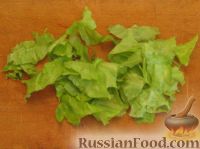 Фото приготовления рецепта: Салат с креветками и чечевицей - шаг №3