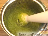 Фото приготовления рецепта: Крем-суп из зеленого горошка - шаг №7