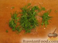 Фото приготовления рецепта: Салат с креветками и свежими огурцами - шаг №4