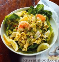 Фото к рецепту: Холодный салат из пасты и морепродуктов