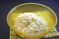 Фото приготовления рецепта: Оладьи из капусты и риса - шаг №6