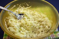 Фото приготовления рецепта: Оладьи из капусты и риса - шаг №8