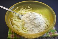 Фото приготовления рецепта: Оладьи из капусты и риса - шаг №9