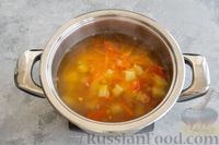 Фото приготовления рецепта: Суп с чечевицей и овощами - шаг №9