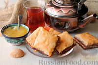 Фото к рецепту: Пирог из теста фило, с изюмом, орехами и мёдом
