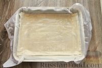 Фото приготовления рецепта: Пирог из теста фило, с изюмом, орехами и мёдом - шаг №6