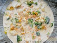 Фото приготовления рецепта: Запеканка с брокколи и цветной капустой в яично-молочной заливке - шаг №11