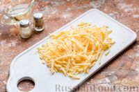 Фото приготовления рецепта: Закусочный сырный бисквит с цедрой лимона - шаг №2