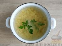 Фото приготовления рецепта: Грибной суп с пшеном и овощами - шаг №3