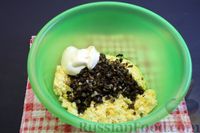 Фото приготовления рецепта: Заливные рулетики из ветчины с грибами и варёными яйцами - шаг №11