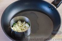 Фото приготовления рецепта: Картофельно-капустные котлеты с моцареллой - шаг №14