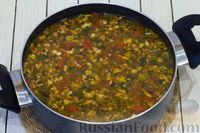 Фото приготовления рецепта: Суп с фасолью, овощами и орехами - шаг №7